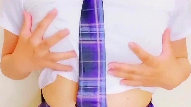 Lustful Japanese Beauties Tease & Please In Kinky Shows