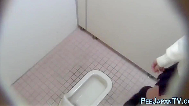 Asian Beauty Rubs Her Soaked Pussy For Ultimate Pleasure Fix