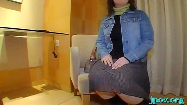 Sultry Japanese Beauty Seduces With Her Legendary Oral Skills