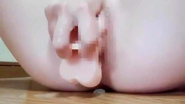 Hot Japanese Webcam Star Satisfies Fans Live On Camera