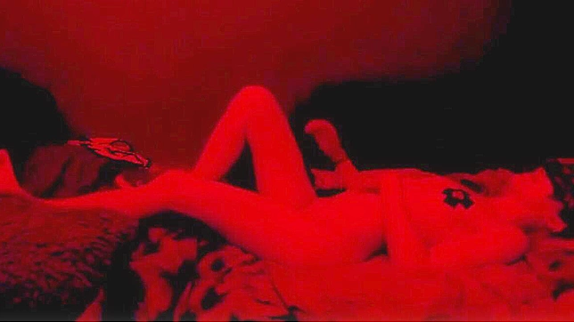 Seductive Showcasing My Curves & Tempting Pussy Close-Up