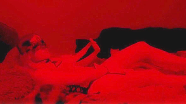Seductive Showcasing My Curves & Tempting Pussy Close-Up