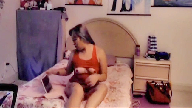 Sexy Japanese Bbw Strips Seductively Reveals Her Curves Live