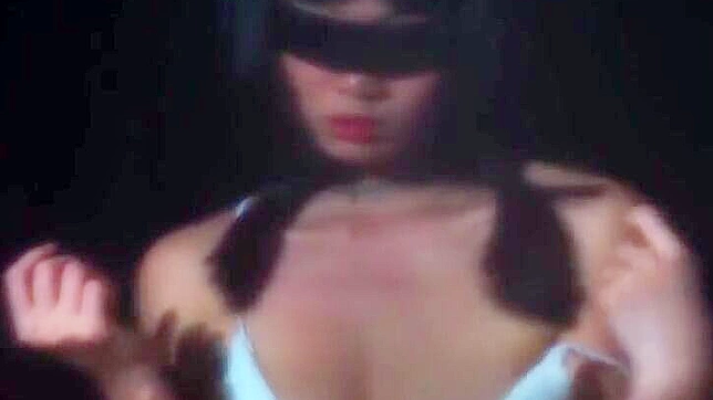 Japanese Teen 18+ Reveals Her Lush Body for Sensual Initiation