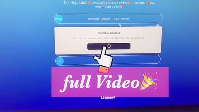 Seductive Japanese Beauty Pleasures Herself Seductively