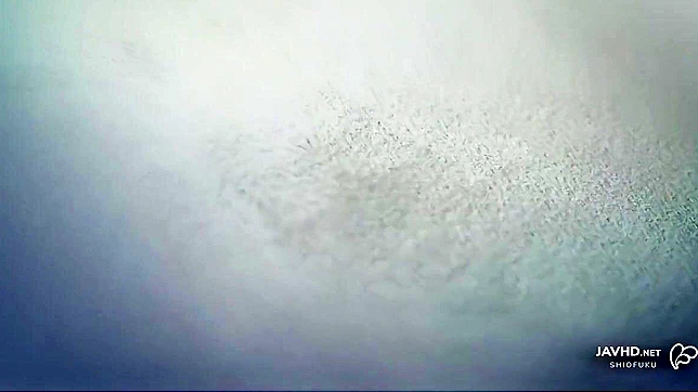 Sizzling Japanese Squirt Show Thrills Viewers Instantly