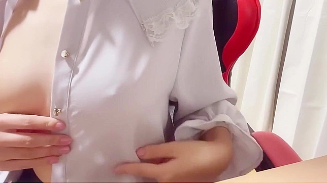 Japan's Sexiest Webcam Models Tease & Seduce Live On Camera Shows