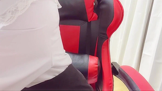 Japan's Sexiest Webcam Models Tease & Seduce Live On Camera Shows