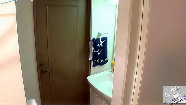 Dive Into Hot Sessions With Seductive Japanese Cam Stars