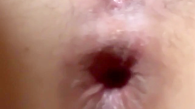 Sultry Japanese Babe Takes Giant Dildo Deep During Hot Anal Play