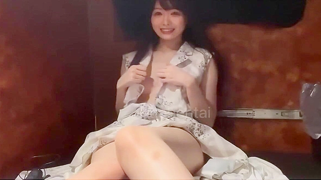 Erotic Japanese Orgasms Unleashed In Cozy Net Cafe Nooks