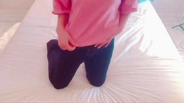 Dirty Japanese Slut Self-Pleases Sensually Live Online Show