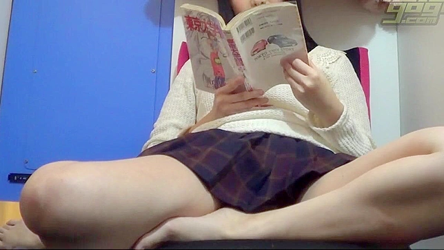 Sensuous Japanese Babe Unveils Curves & Gets Steamy Fast Action