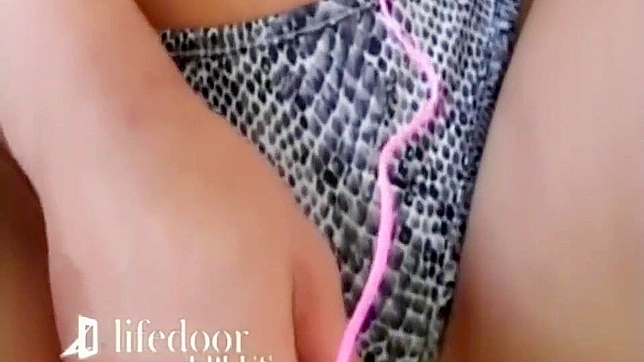 Alluring Japanese Temptress Teases & Fucks Passionately