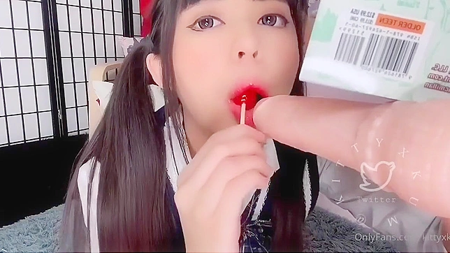 Amateur Japanese Gf Toys Herself Before Hot Fuck Action