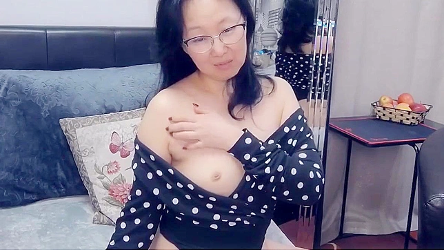 Luscious Asian Enchantress Sandra Mi Gets Fucked Live On Cam