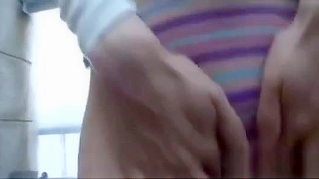 Seductive Japanese Beauty Solos Into Blissful Ecstasy Session