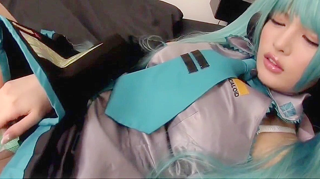 Sultry Hatsune Miku Cosplay Babe Takes It Deep Pov Style