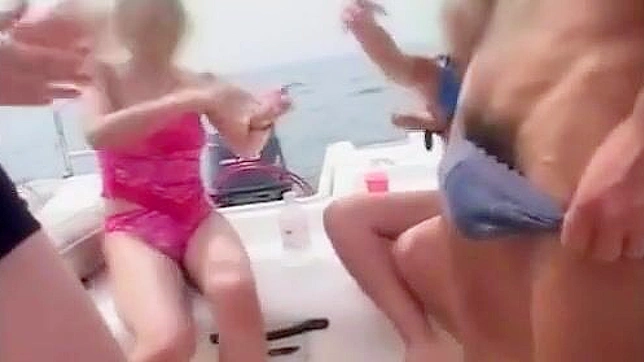 Cock-Hungry Woman Gets Pussy Stuffed, Loves Every Inch