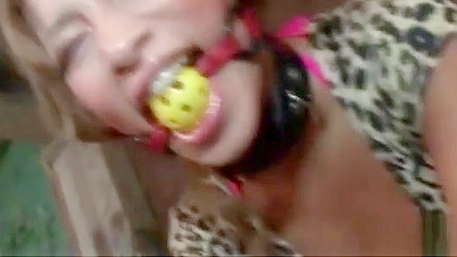Eager Guy Fingering Rumika’s Hot Ass Till She Pleads For More.