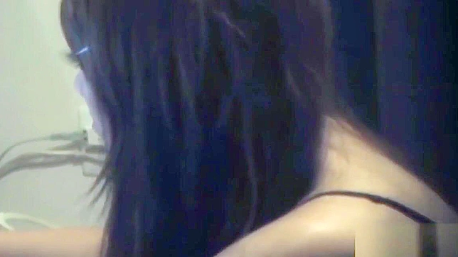 Seductive Asian Babe Teasing Pussy & Finger-Fucking To Ecstasy