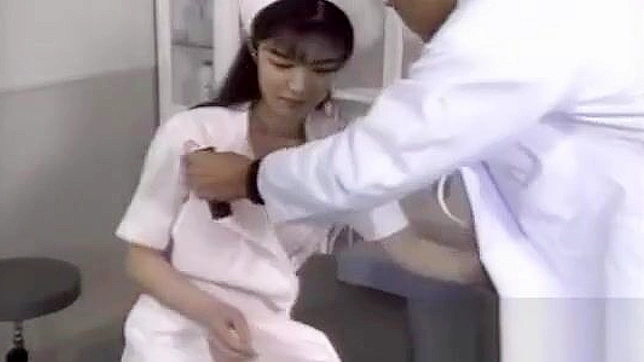 Sultry Big-Eyed Babe Sucks Dick Deep & Fasts For Thrills
