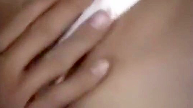 Sultry Big-Eyed Babe Sucks Dick Deep & Fasts For Thrills