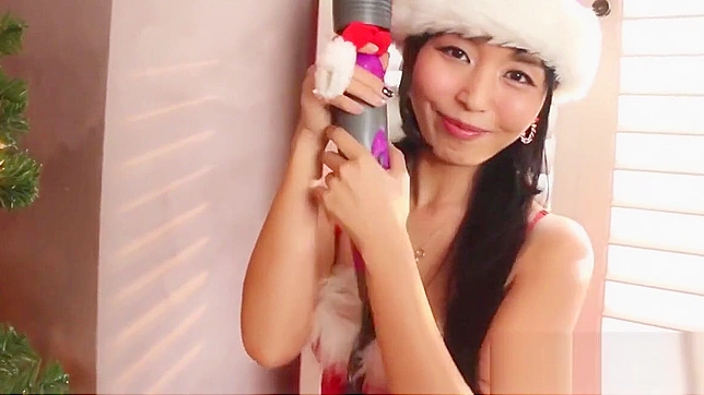 Crazy-Hot Asian Seduction Tricks You Into Fiery Sex Acts