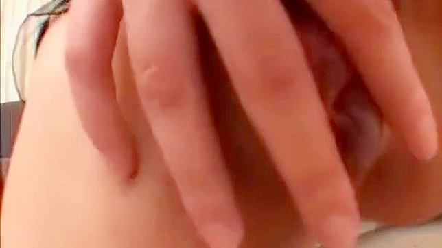 Spicy Asian Babe Self-Pleases To Mind-Bending Climax Bliss