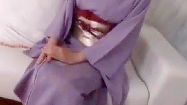 Sensual Ryoka In Kimono Teases & Delights With Pure Desire