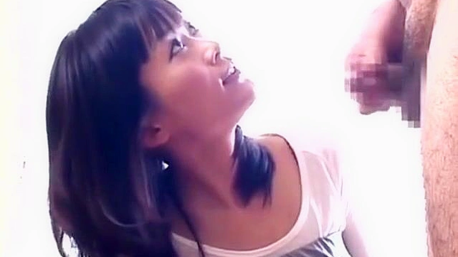 Sexy Chick's Hot Masturbating Orgasm Brings Explosive Pleasure