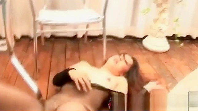 Outdoor Fingering Session With Japanese Beauty Gets Rough & Hot