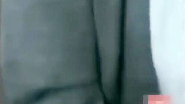 Sensual Solo Show - Woman Self-Pleasing In Explicit Fantasy Performance