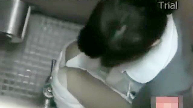 Sensual Solo Show - Woman Self-Pleasing In Explicit Fantasy Performance