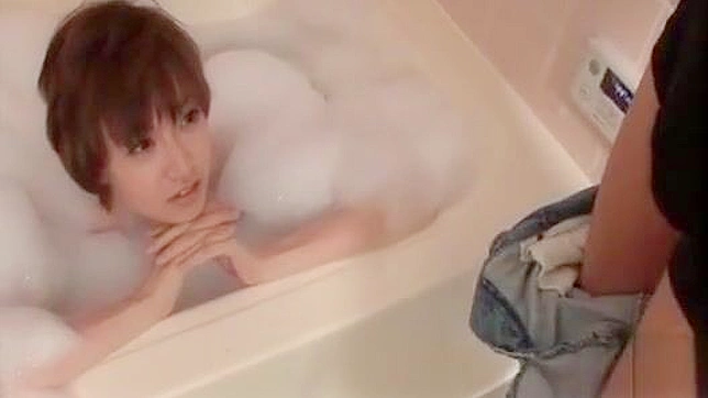 Akina Hara’s Short Hair & Soft Mouth Skillfully Drive You Wild