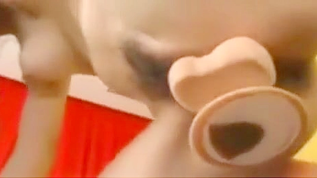 Japan's Hot Temptress Riding Dildo Hits Orgasm Blissfully