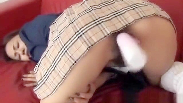 Ami Matsuda Enjoys Solo Playtime With Her Vibrating Lover