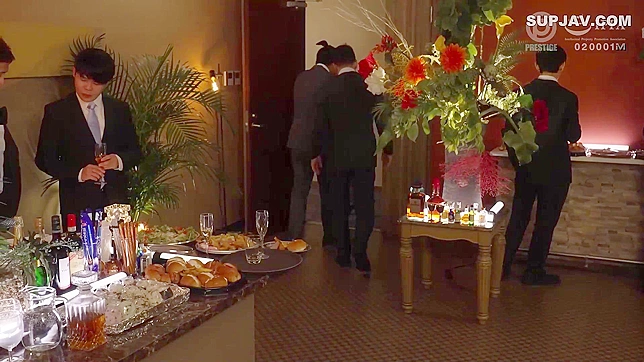 Hot Japanese Secretary Gives Blowjob To Boss’s Buddy At Party