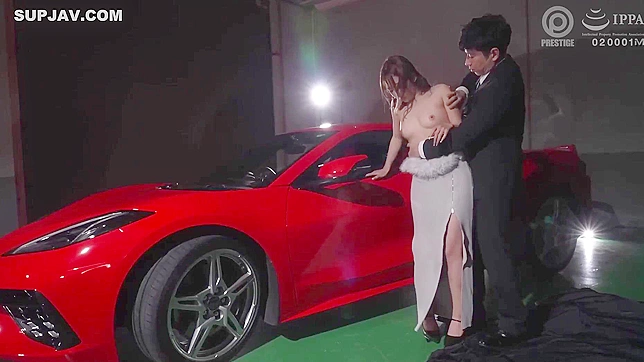 Luxury Japanese Secretary Tempts Her Boss By Car For Pleasure Playtime
