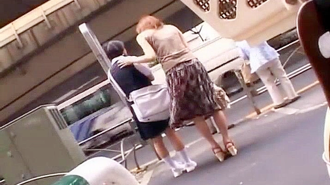 Maki Mizusawa Gets Caught & Fucked Hard On Public Bus Ride
