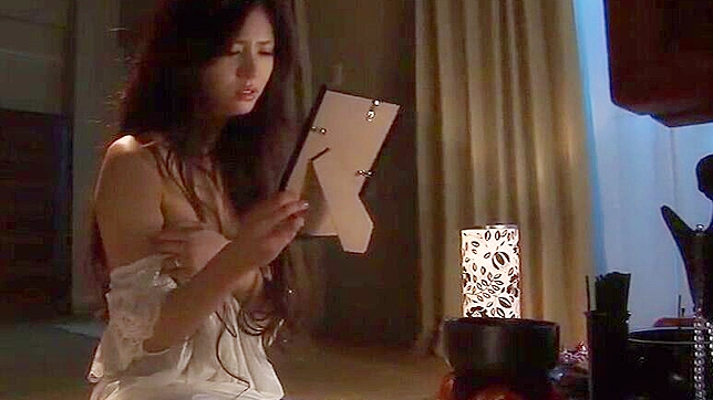Sizzling Japani Babe Offers Heated Sex Adventures & Ecstasy