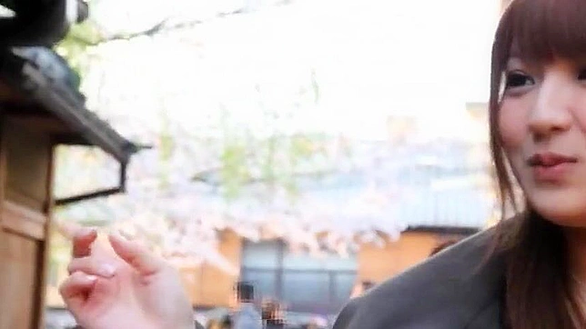 Moaning Sultry Vixen Craves Hard Sex With Her Quivering Body