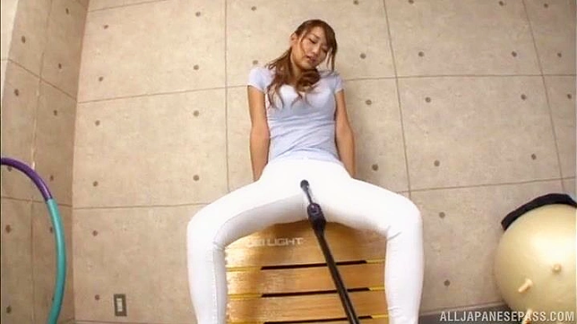 Hot Blonde Shows Off Her Ass As White Pants Get Shredded