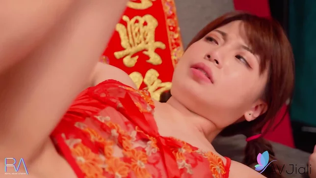 Sexy Taiwanese Ranako Gets Wild with BF in Sizzling On-Camera Sex Session