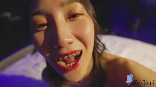 Busty Chinese Babe Li Er Teases with Foot Job Before Intense Fucking