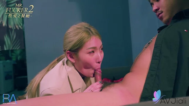 Li Zhiyan, Sexy 18+ Chinese Goddess, Craves Intense Hardcore Pleasure