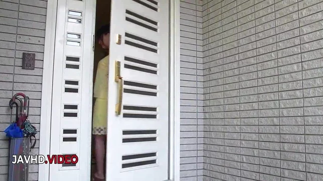 Kotone Kuroki Naked – Hot Asian Blowbang & Intense Porn Action