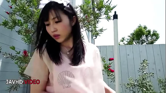 Busty Asian Maid Temptation – Steamy Homemade Seduction Fantasies