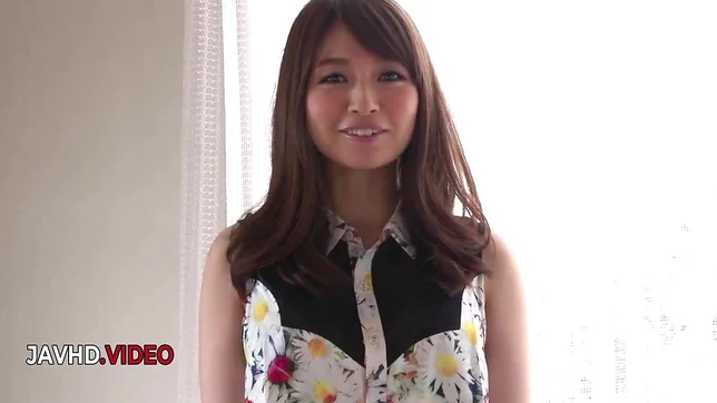 JAV Babe’s Mind-Blowing Blowjob Ignites Wild Steaming Encounter