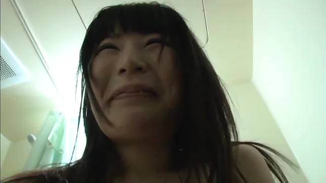 Steaming Chigusa Hara sucks cock in 69 and gets drilled 2